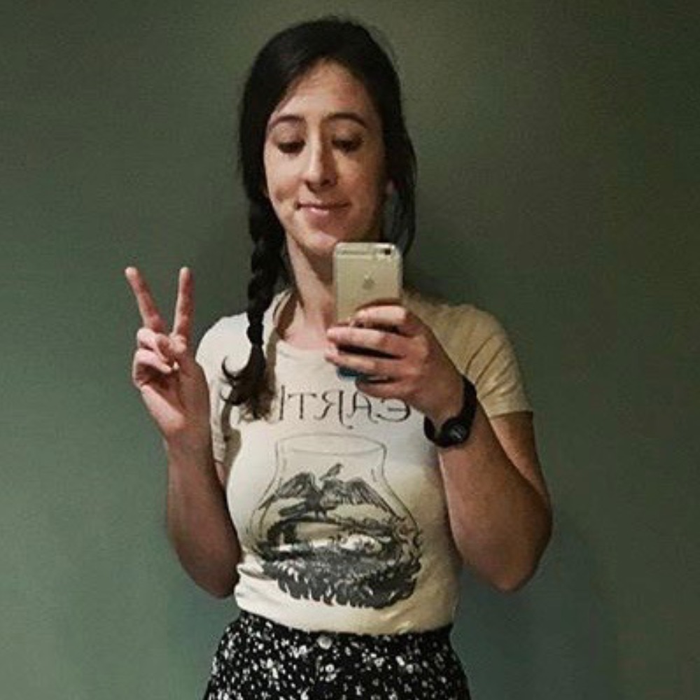 Meet your Posher, Nicole